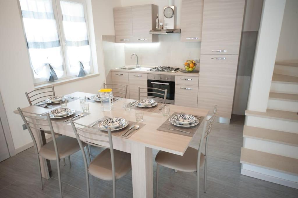 Casa Gemma - Big Family House With Free Parking Apartment San Giovanni Lupatoto Exterior photo